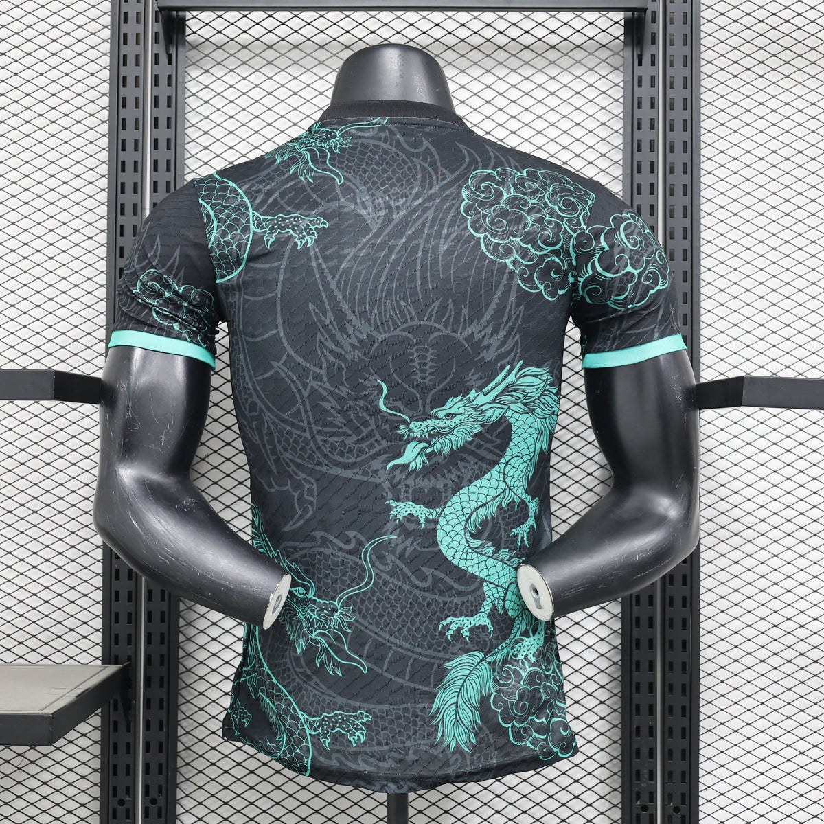 Real Madrid “Emerald” Special Kit