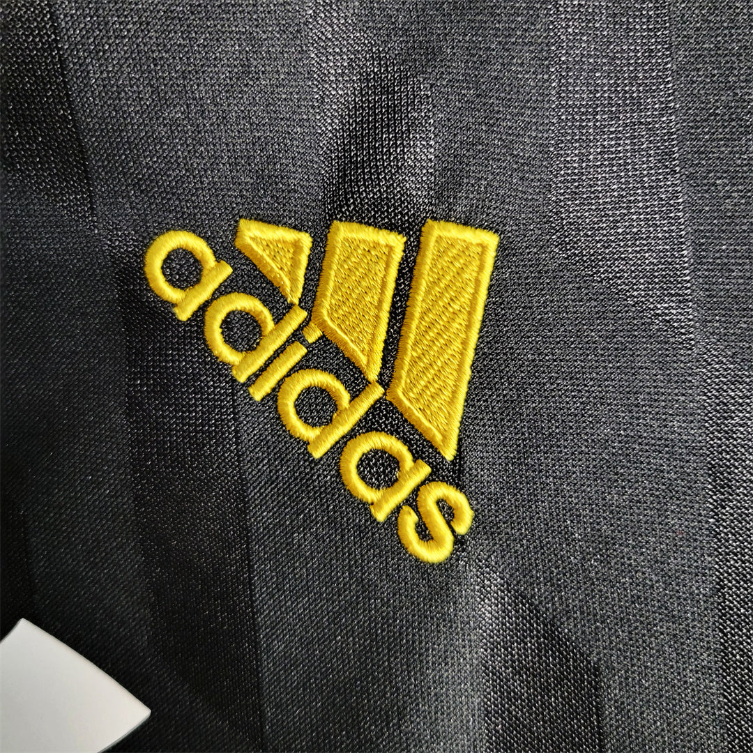 Real Madrid 11/12 Long Sleeve Away Kit