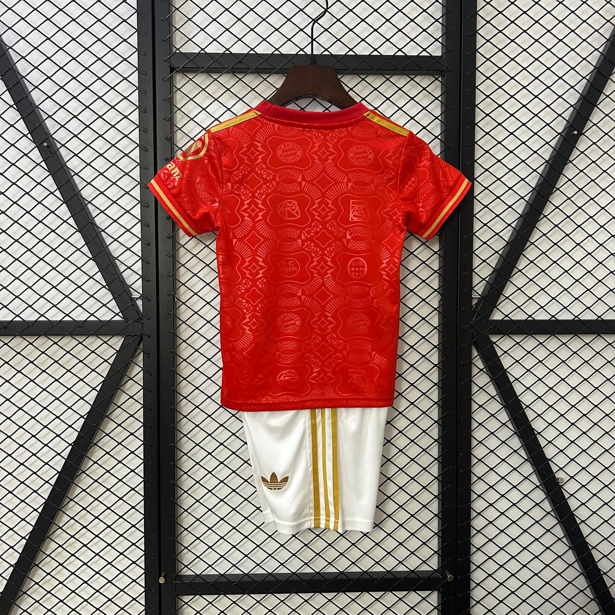25/26 Kids Bayern 125th Anniversary Kit
