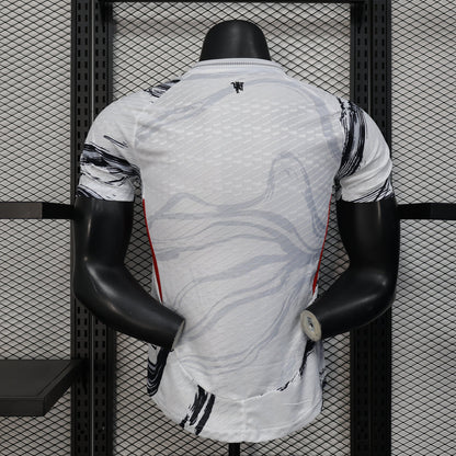 Manchester United “Silver Streak” Special Kit
