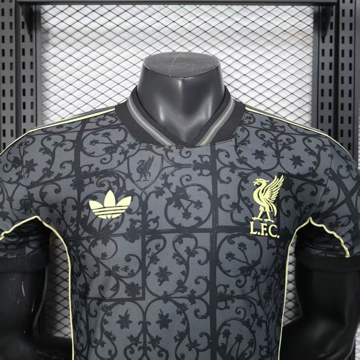 Liverpool “Heritage” Special Kit